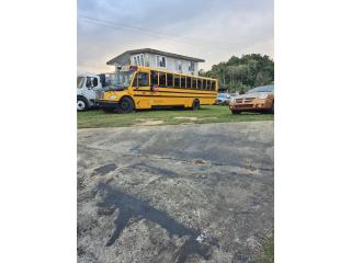 FreightLiner Puerto Rico BUS ESCOLAR M-5 COMO NUEVO SOLO 98,000 MILLAS