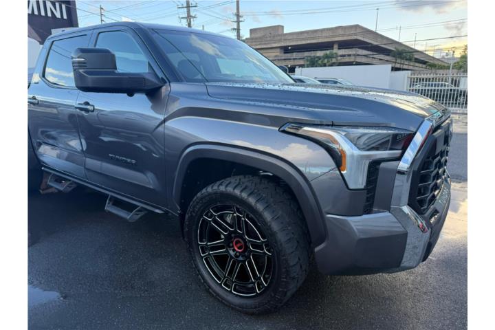 TUNDRA TRD 4x4 OFF ROAD 20K Mi | CON GARANTIA