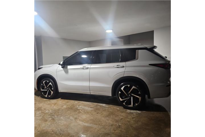 OUTLANDER 2023 SEL panorámica