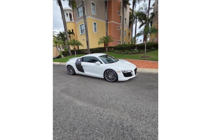 Audi R8 2009 V8