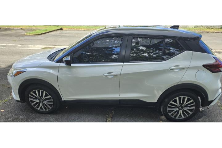Nissan Kicks SV 2021solo 37mil millas