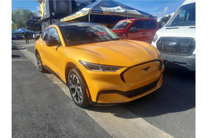 2022 Ford Mustang Mach-E Premium