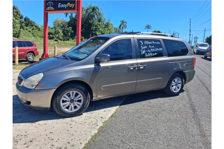 Kia Sedona 2012