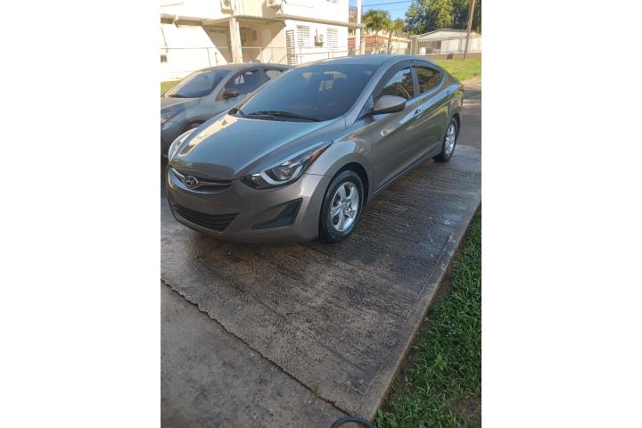 Hyundai Elantra 2015