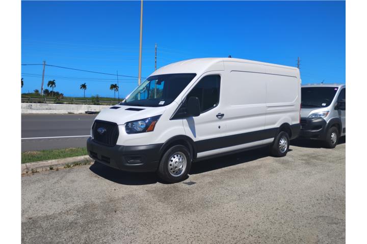 Ford Transit 250 cargo