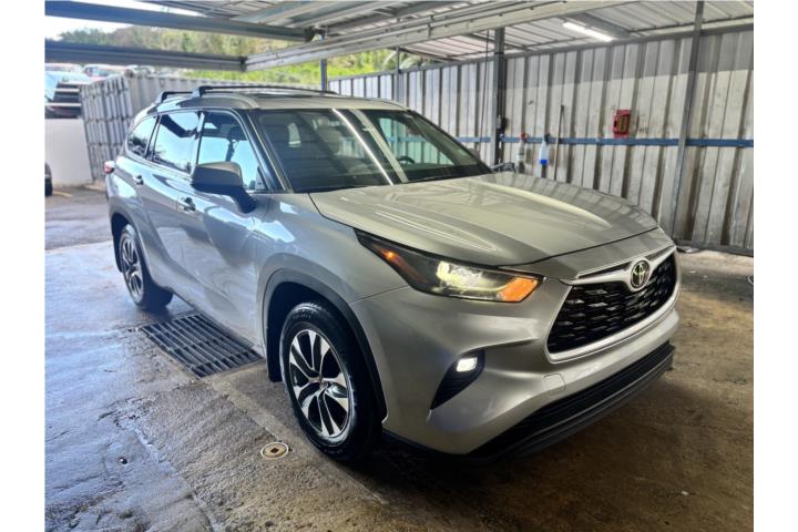 Toyota Highlander XLE 2022
