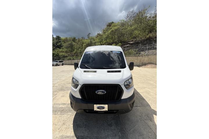 2022 Ford Transit 250