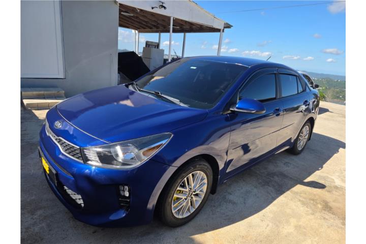 2020 Kia Rio Automático
