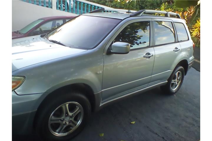 OUTLANDER 2006 NITIDA DE TODO