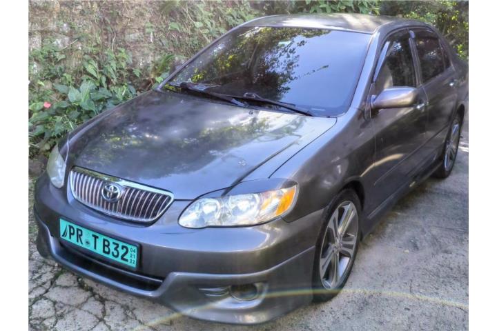 Toyota Corolla 2005 buenas condiciones