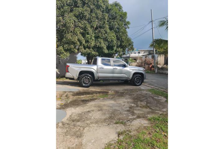 Toyota Tacoma TRD Sport 2025