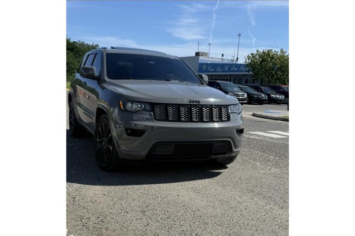 Se regala cuenta de Jeep Grand Cherokee 2022