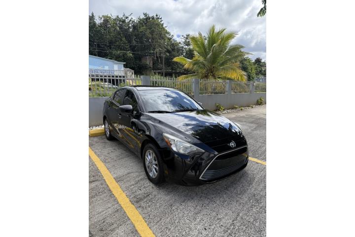 Toyota Yaris 2016