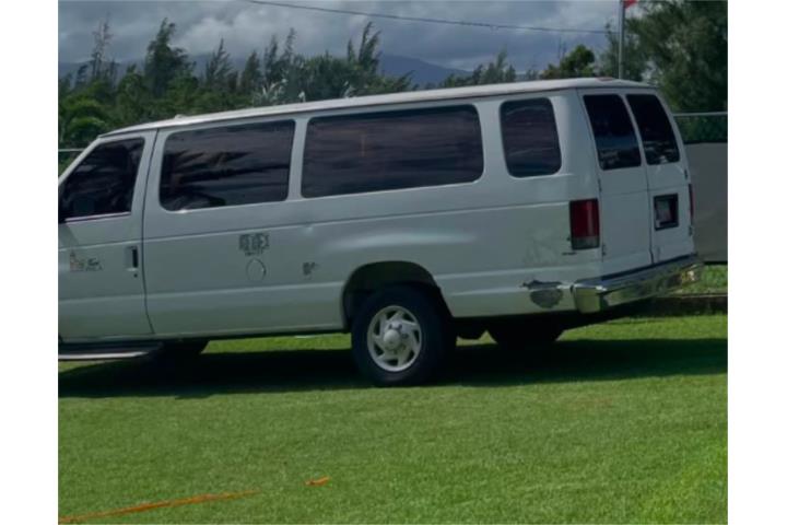 2008 Ford E-350 Super Duty