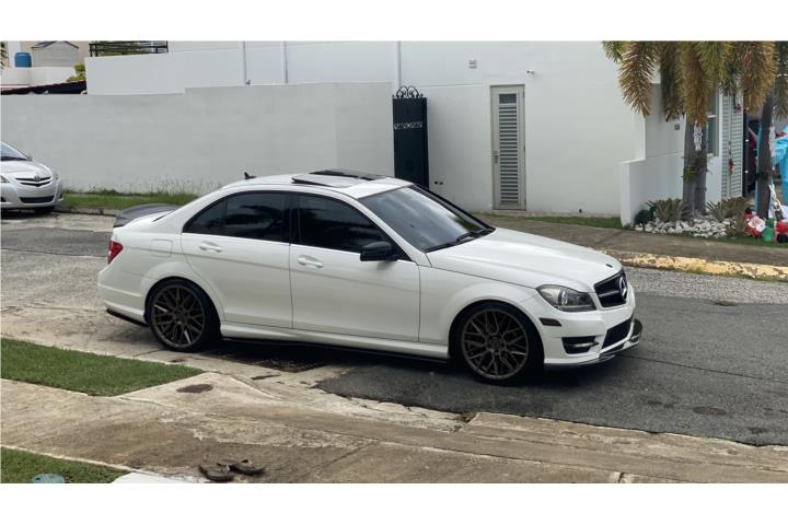 Mercedes Benz 2013 C250 Sport, $11,500 Excele