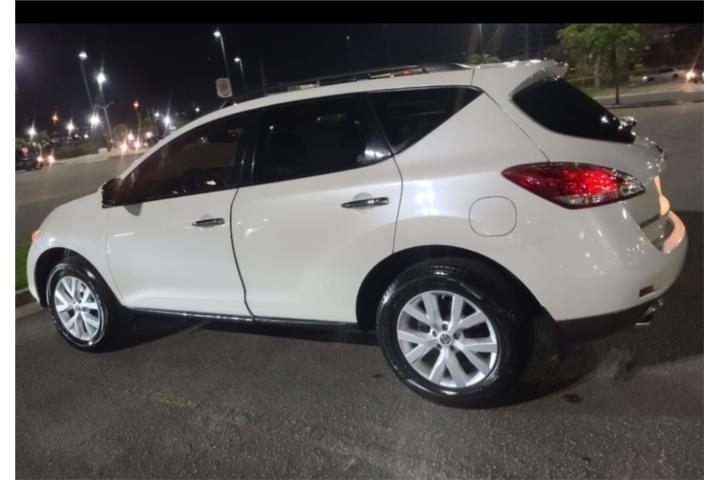 Nissan murano SL 2012