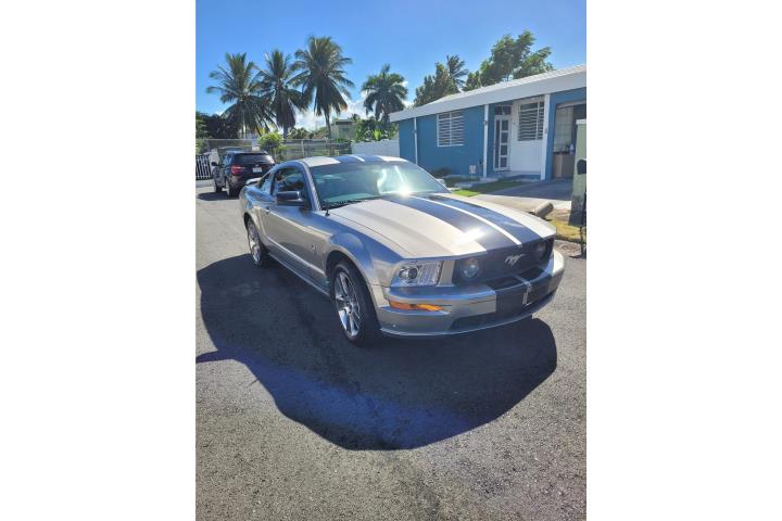 2009 Mustang GT 45th anniversary