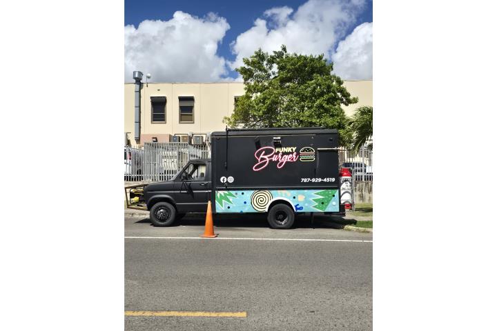 Food Truck Ready to Work