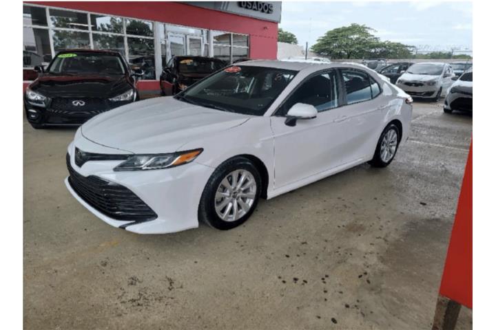 Toyota Camry 2019 - ¡Como Nuevo!