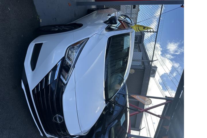 (GANGA) En NISSAN VERSAS