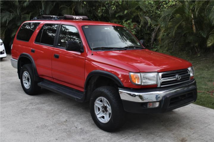 2000 TOYOTA 4RUNNER SR5