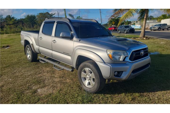 TACOMA AUT 4X4 4 PUERTAS 2015