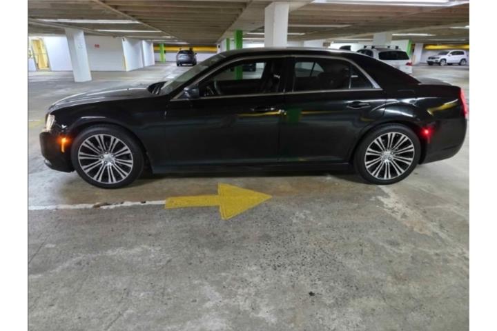 2018 Chrysler 300 Touring