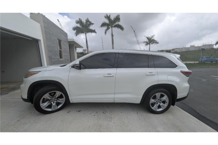 Highlander Limited 2016 (como nueva)
