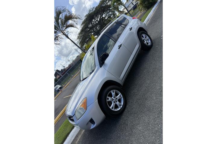 TOYOTA RAV4 2010