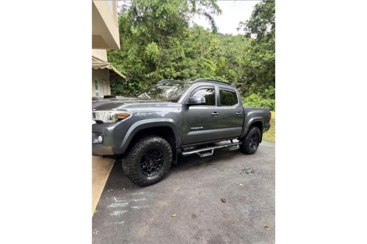Tacoma TRD Sport