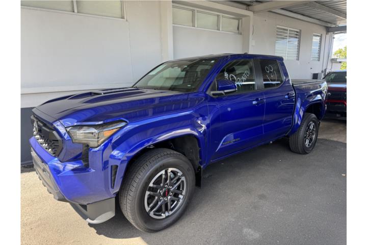 TOYOTA TACOMA 2024