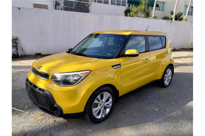 KIA SOUL 2015 COMO NUEVA