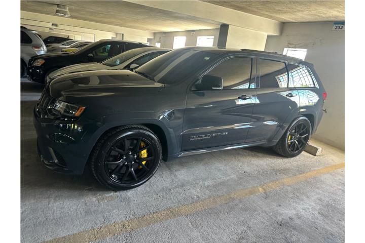 JEEP GRAND CHEROKEE TRACKHACK 18 42K $68,900