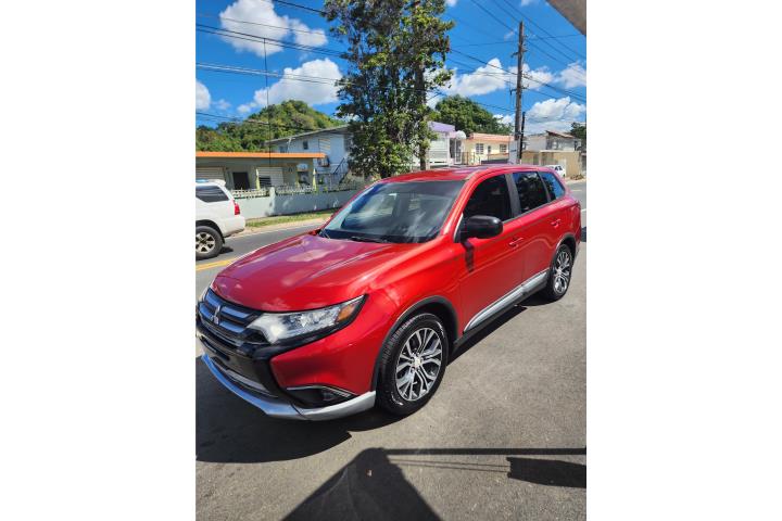 Mitsubishi outlander 2016