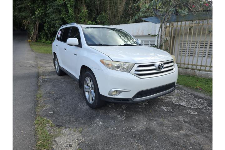 Toyota highlander 2013