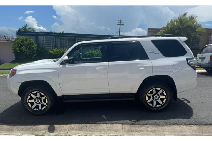 Toyota 4Runner Off Road 2020