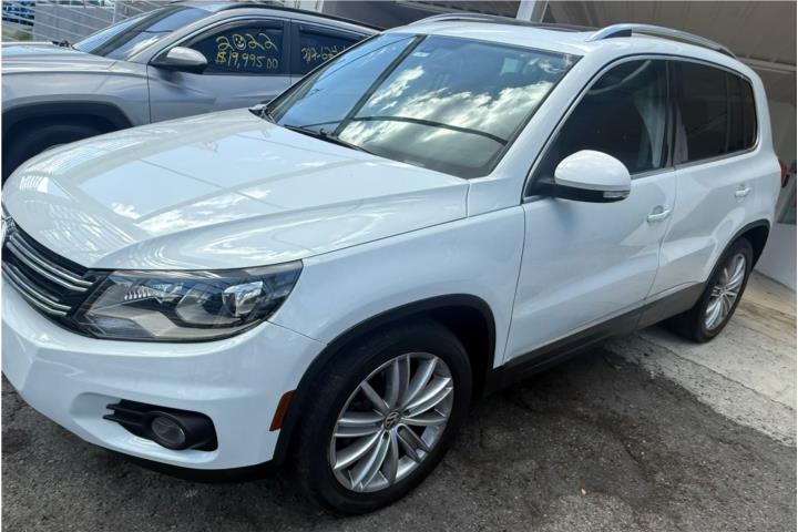 Volkswagen Tiguan SE 2016