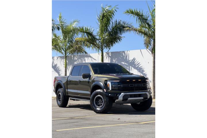 2025 Ford F-150 Raptor 37