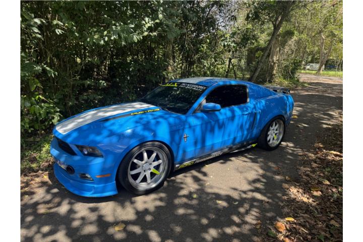 Mustang v6 aut 2010 lindo al día