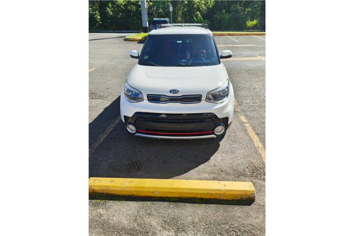 KIA SOUL TURBO 2018 EXCELENTES CONDICIONES