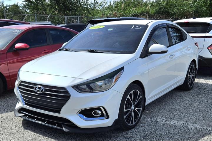 Hyundai Accent estándar