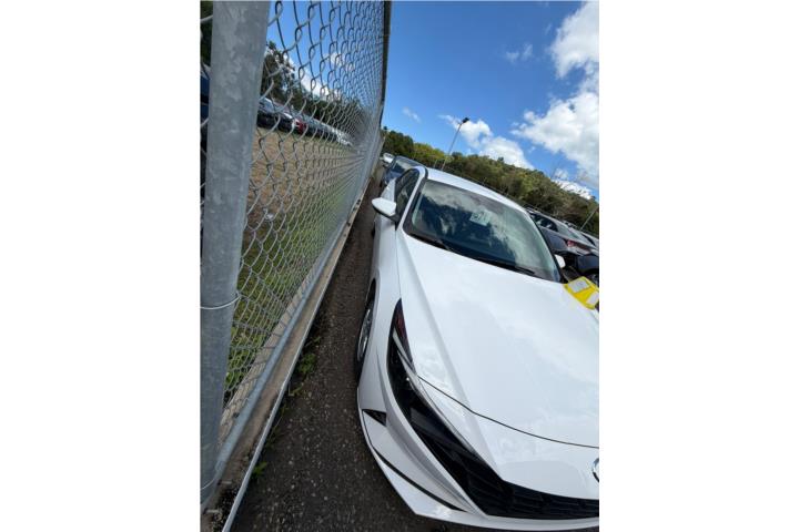 Hyundai Elantra 2023