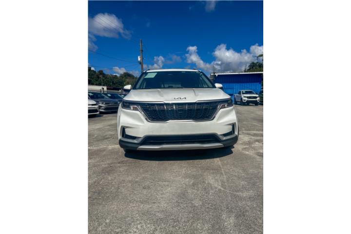 Kia Carnival LX 2024