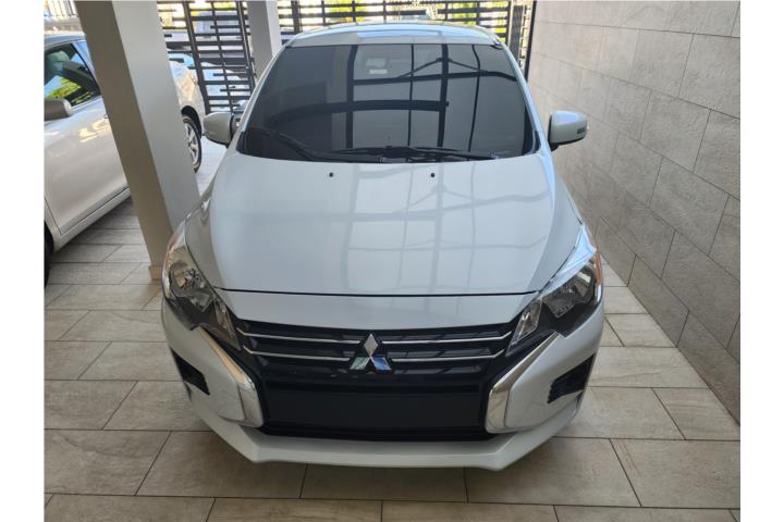 2024 Mitsubishi Mirage G4. Sólo 13,000 millas