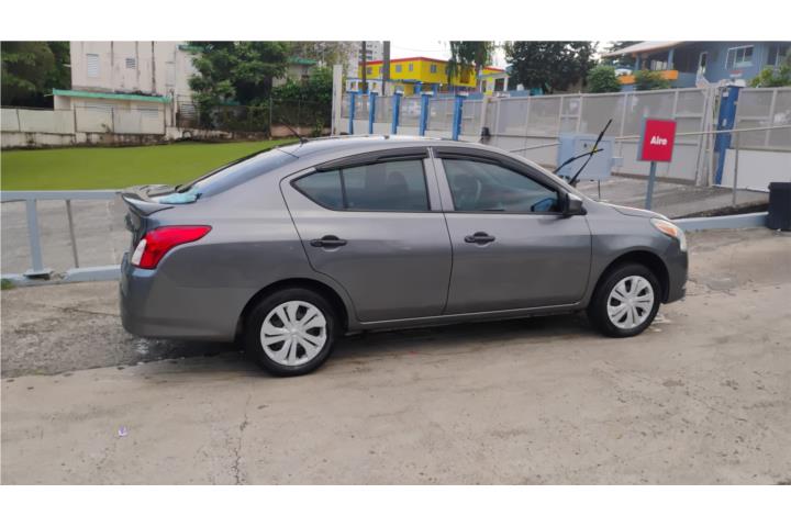 Nissan versa 2018