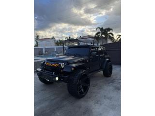 Jeep Puerto Rico Jeep JK 2012 poco millaje