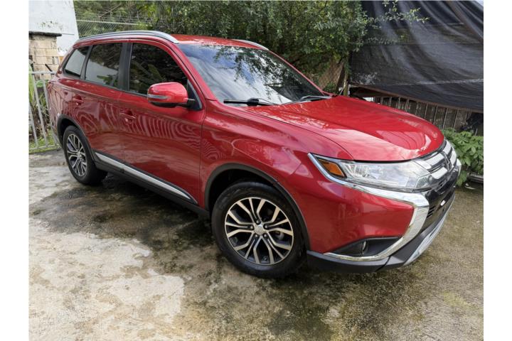 Outlander 3 filas bien nueva