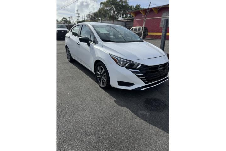 Nissan Versa 2024