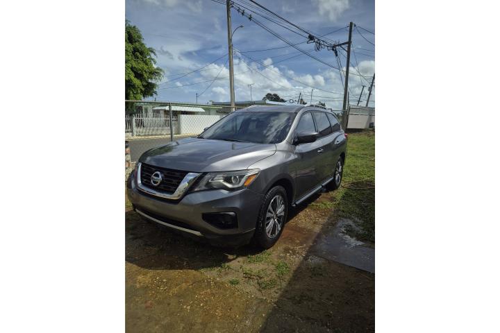Nissan Pathfinder 2018