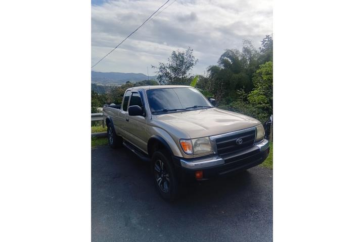 Toyota tacoma 2000